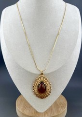 Vintage Sarah Coventry Necklace Brown Lucite Teardrop Pendant Gold Tone Signed