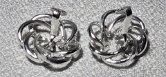 Vintage Sarah Coventry Tailored Swirl 1967 Brooch & Earrings Set Retro Jewelry