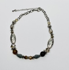 Necklace Beaded Stones Glass Plastic Metal Silver Tone Collar 13”+5.5”