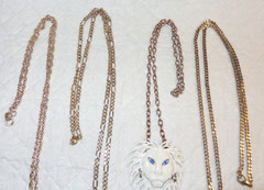 4x Vintage LONG NECKLACE LOT 18″- 29″ CHAINS PUFFY HEART, FILIGREE, LION, COINS