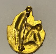 Vintage Alva Studios Venus Cherub Gold Tone Mythology Goddess Brooch Pin