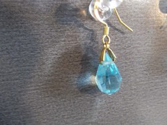 1 Pair Unique .75″in Glass Aqua Blue Tear Drop Shape Dangle