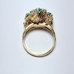 14K Yellow Gold 0.72ctw Emerald 0.60ctw Diamond Size 8.25 Cocktail Ring 9.6g
