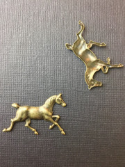 40193 – 2 Pc Running Horse Jewelry Finding Brass Ox