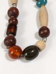 Vintage Wood, Glass, Metal & Acrylic Beaded Infinity Multi Colored Necklace. 34″