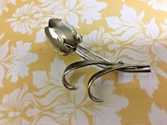 Single Figural Rose Silver Plated Metal Brooch Pin Nashville Estate Jewelry
