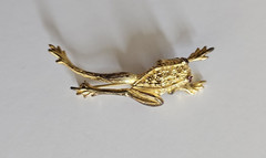 Les Bernard Sterling Gold Tone Brooch Pin Lot 2 x Frog 1 Bee Rhinestone Eyes