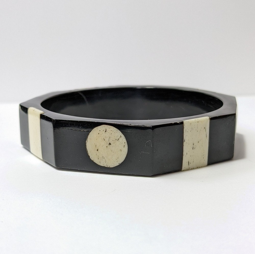 Horn and bone bangle bracelet black and white octagon shaped vintage retro