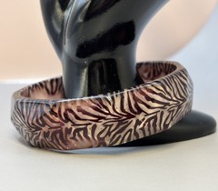 Vintage 80s Chunky Lucite Bangle Bracelet Glitter Asymmetrical Animal Print 8.5