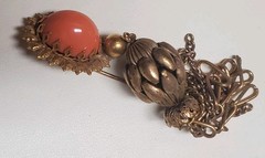 Vintage Hobe faux coral gold tone stick pin
