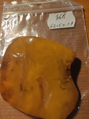 NATURAL OLD ANTIQUE BALTIC AMBER stone 36.8 gr