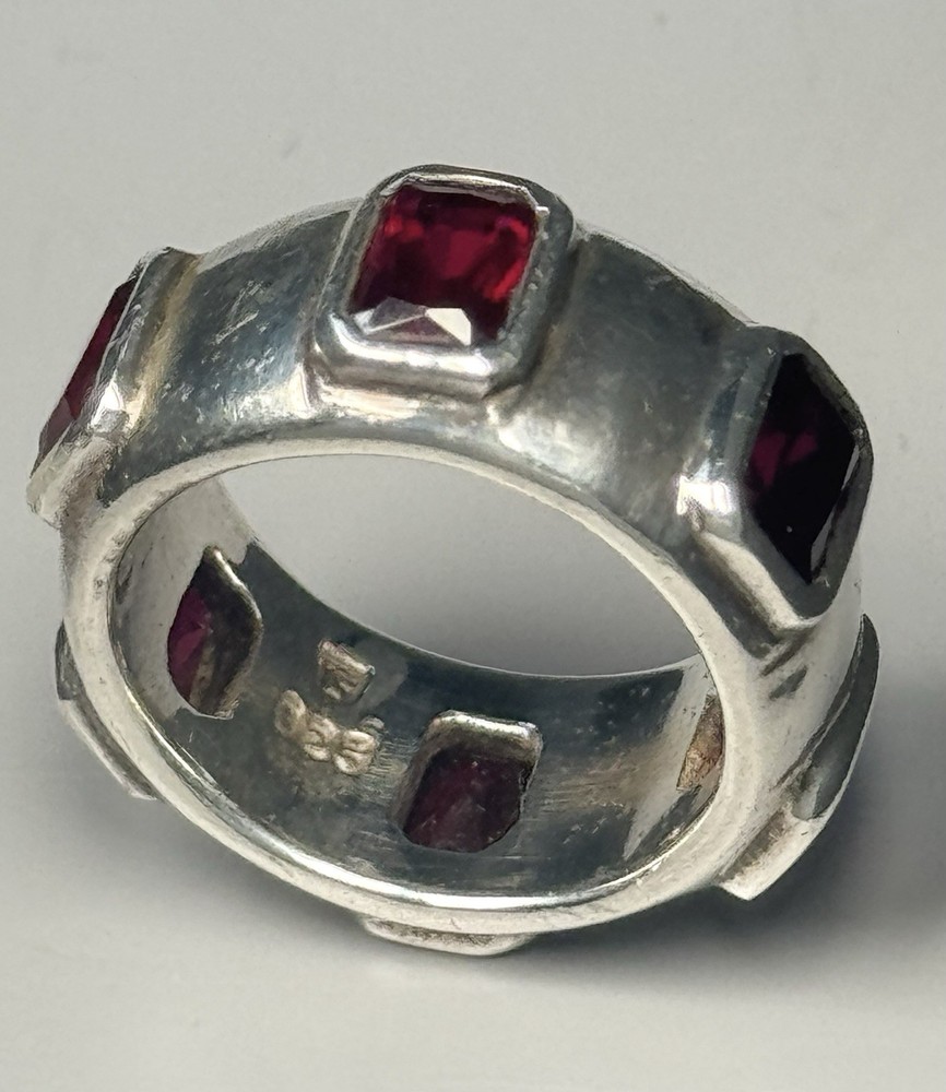 TS 925 Sterling Silver 6 Red Gemstone Band Ring Size 5.5 Heavy 11.05g Vintage