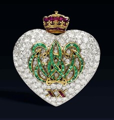 Lab Emerald & Ruby Crown Heart Brooch 925 Silver Vintage Style Replica Jewelry