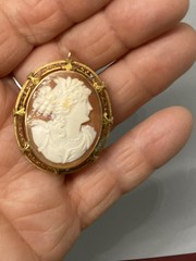 10k Yellow Gold Filigree Antique Fabulously Well Carved Cameo Pendant Pin 6.6g