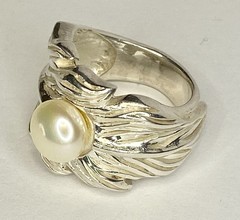 Vintage Large Sterling Silver 925 Leaf 9mm Cultured Pearl Statement Ring SZ 7.5