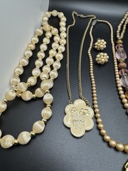 Vintage Estate Jewelry Lot Necklaces Earrings Bracelet Beaded Gold Tone