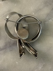 Vintage Mid Century Modernist Brooch Lot 5pc Signed Gerry’s Abstract Gold Silver
