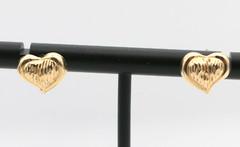 Lovely Dainty VTG Michael Anthony Ma 14K Yellow Gold Heart Stud Earrings .52g