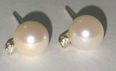 Vintage 14K Yellow Gold Akoya Cultured Pearl Diamond Stud Earrings Fine Estate