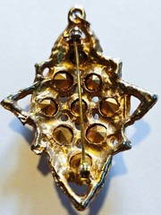 Vintage SparklyRhinestone Cluster Brooch Gold-Tone Diamond-Shape Pendant and Pin