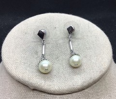 Vintage Silver Tone Costume Simulated Pearl Drop Earrings H134