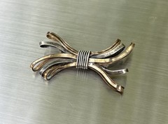 Vermeil Sterling Vintage Bow Brooch, 2 inches and 6 grams