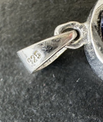 THREE VINTAGE STERLING SILVER SPRING COLOR GEM CHARM PENDANTS G354