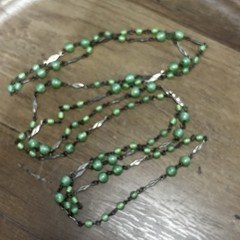 Lovely Vintage Necklace With Tiny Green Swirl Lucite Wire Linked Beads, Long.