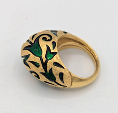 Vintage Crown Trifari L Orient Dome Ring Green Enamel Tulip Gold Tone Cocktail