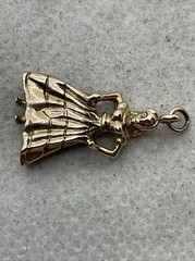 VINTAGE HANDMADE Solid 10K Yellow Gold DANCER Charm Pendant (25mm x 13.3mm) 4.7g