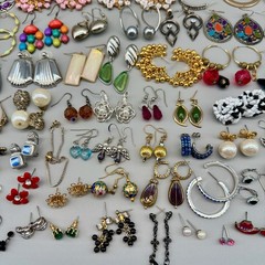 Vintage Modern Earrings Lot Pierced Glass Lucite Flower Dangle Drop 100+ Pairs
