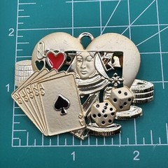 Danecraft Queen of Spades Brooch Pin Goldtone Royal Flush Back Repaired