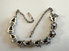 Vintage Necklace Grey – Silver Metal Glass Plastic Hook Closure