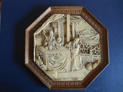 7 antique-style pendants