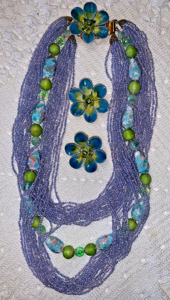 ORIGINAL by ROBERT Mauve MULTI-STRAND Beaded NECKLACE & EARS w/ENAMELED FLOWERS