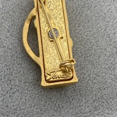 Vintage Tona Golf Clubs & Bag Brushed Matte Gold Tone Brooch Pin Golfer Gift