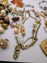 S540 Vtg Wearable Jewelry Lot Some Signed Statement Necklaces Earrings More 281g