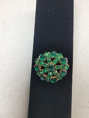Vintage Gold Tone Green Emerald Faceted Glass Cluster Brooch Pin 1.5 Inches