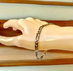OTC Vintage Italy 14K Gold Figaro Link Chain 9″ Bracelet 9.6 grams Signed