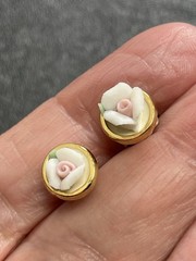 Vintage Pink Ceramic Rose Flower Gold Tone Metal Stud Earrings
