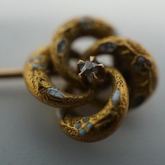 Antique Victorian 14K Gold Diamond Stick Pin Knot Design Enamel Accent
