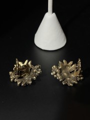 Vintage Opaline Glass Pearl Rhinestone Floral Clip Earrings Gold Tone