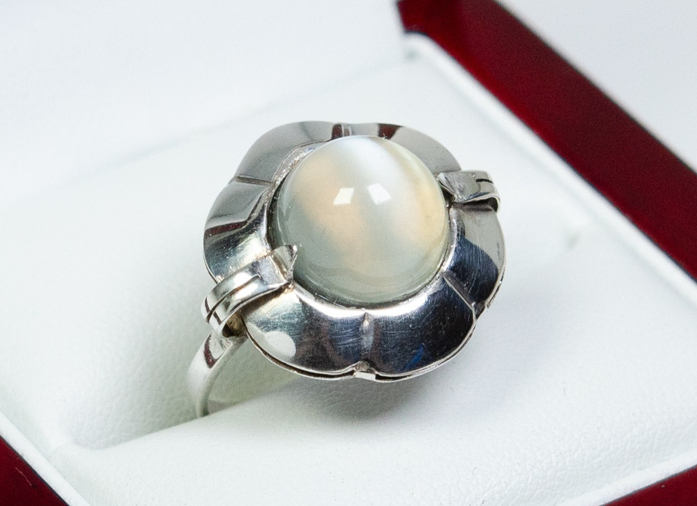 835 Silver – Antique Art Nouveau Ring – Moonstone