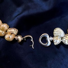 Vintage Art Glass Necklace White Iridescent Freeform Beads Black Swirl 16″ Heavy
