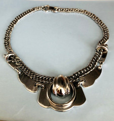 Late 1940s BARCLAY Silver Tone Necklace Bright and Shiny. 15 IN.