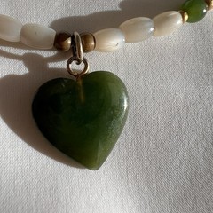 Vintage Mother of Pearl Jadeite Bead Estate Necklace Green Stone Heart Pendant