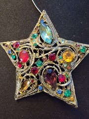 Vintage La Roco Braided Blue Green Gold/Silver Tone Star Brooch Stone Came Out