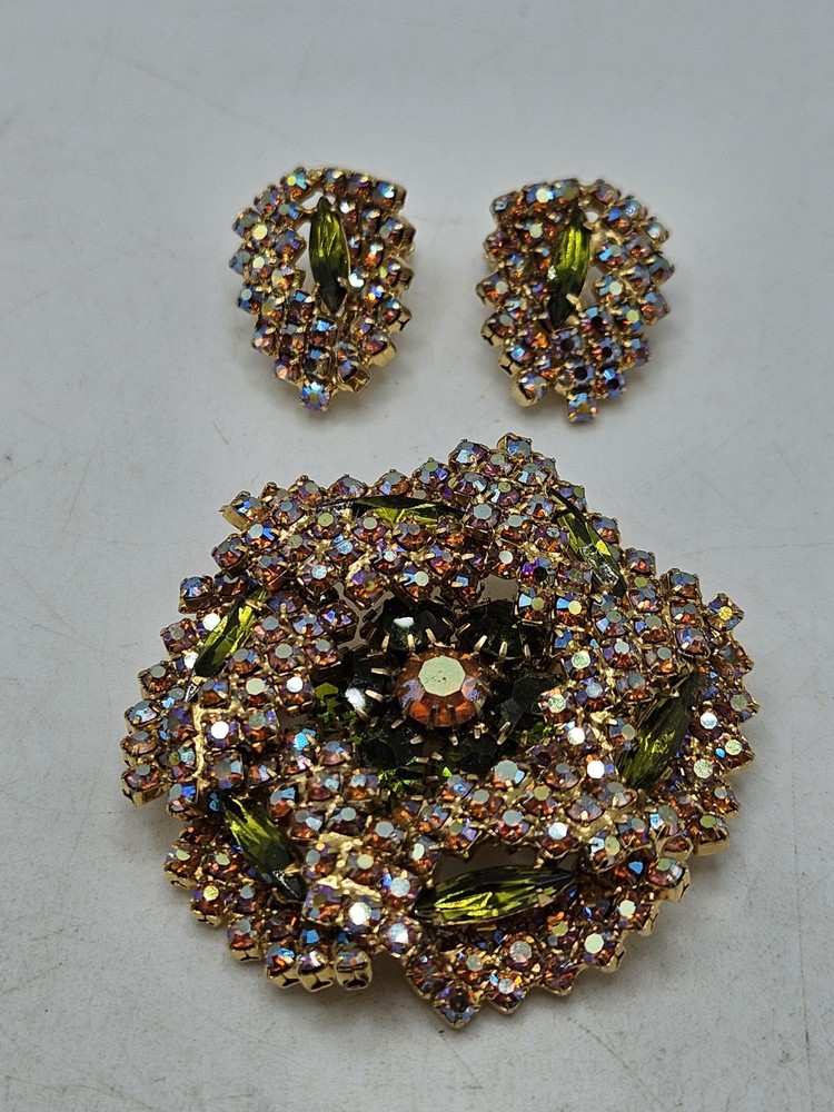 Vintage Olive Marquis & Aurora Borealis Rhinestone Brooch And Earrings Demi…