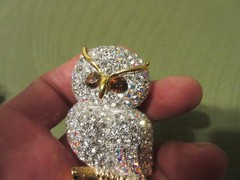 WOW Joan Rivers Crystal Snowy Owl Brooch Pin Gold tone AB Rhinestones Topaz Eyes