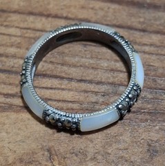 Vintage Thailand 925 Sterling Silver Mother Of Pearl Marcasite Band Ring Size 9